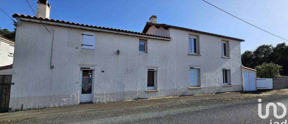House 7 rooms of 140 m² in Chauché (85140)