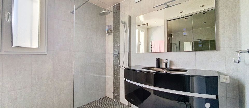 Apartment 5 rooms of 104 m² in LA VARENNE-SAINT-HILAIRE (94210)