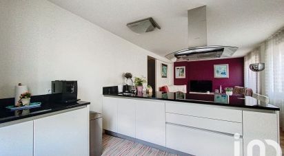 Appartement 5 pièces de 104 m² à LA VARENNE-SAINT-HILAIRE (94210)