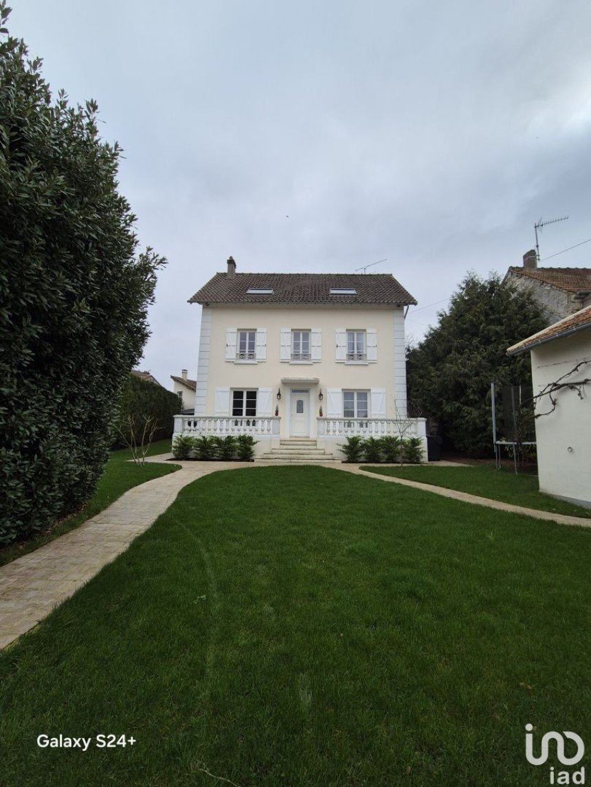 Maison 5 pièces de 160 m² à Lizy-sur-Ourcq (77440)