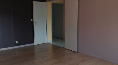 Apartment 3 rooms of 71 m² in Le Mans (72000)