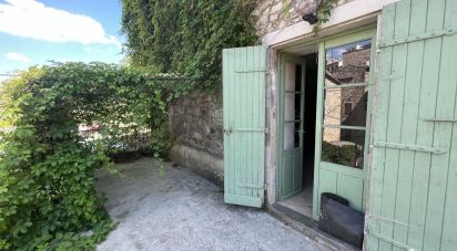 House 6 rooms of 120 m² in Joyeuse (07260)