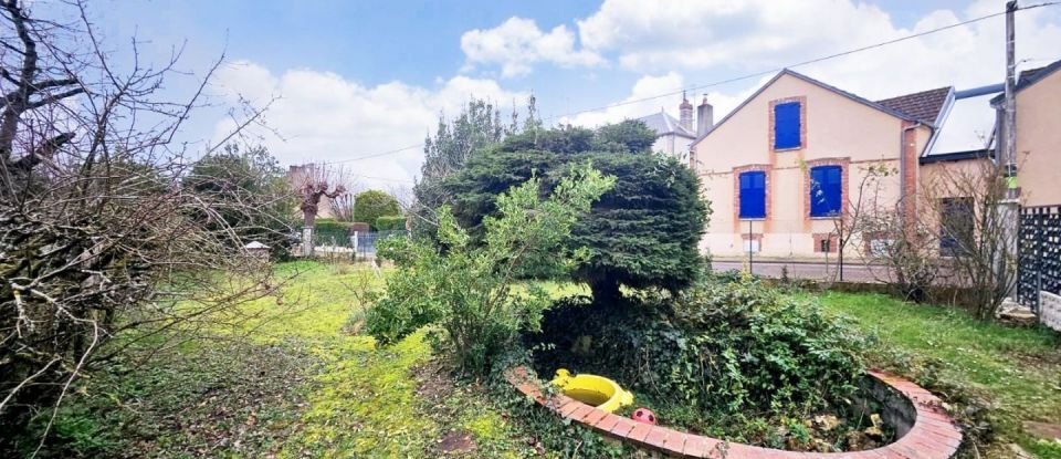 House 9 rooms of 200 m² in Pont-sur-Yonne (89140)