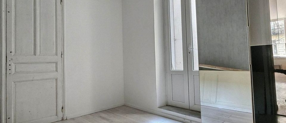 Apartment 4 rooms of 106 m² in Toulon (83000)