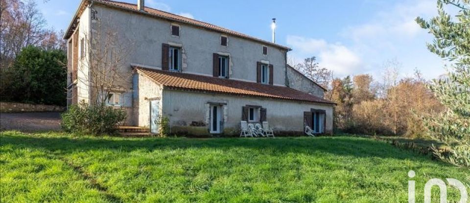 Country house 10 rooms of 322 m² in Moirax (47310)