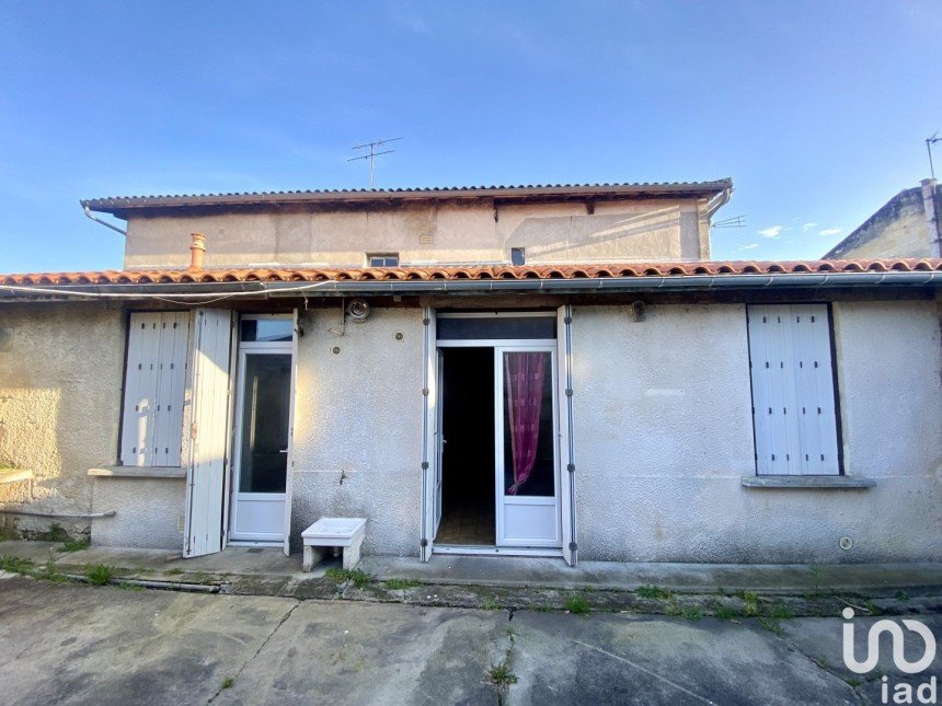 Maison 6 pièces de 200 m² à Coutras (33230)