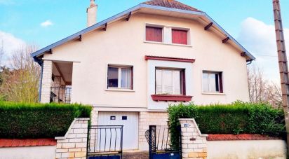 House 7 rooms of 123 m² in Poitiers (86000)