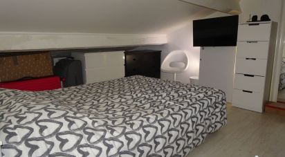 Apartment 4 rooms of 67 m² in La Londe-les-Maures (83250)