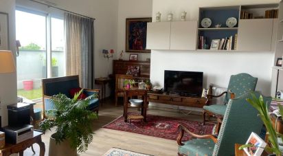 Apartment 4 rooms of 94 m² in Avrillé (49240)