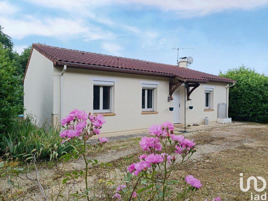 Maison 4 pièces de 103 m² à Maignaut-Tauzia (32310)