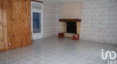 Traditional house 6 rooms of 150 m² in Saint-Pierre-d'Eyraud (24130)