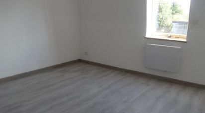 House 3 rooms of 61 m² in Lillers (62190)