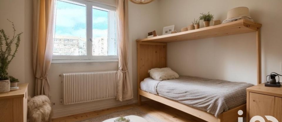 Apartment 4 rooms of 71 m² in La Courneuve (93120)