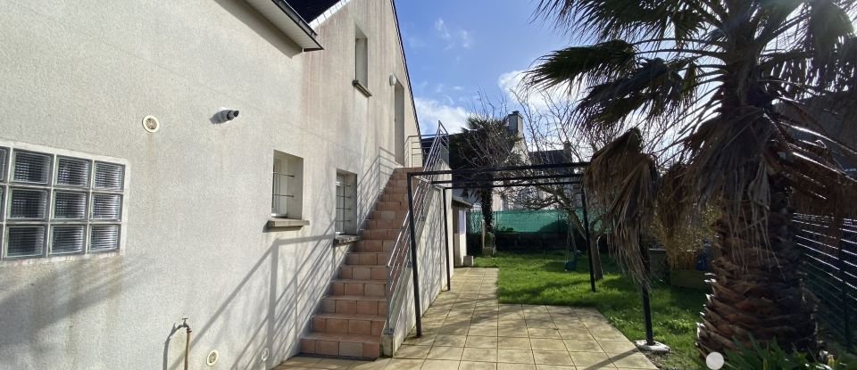 Maison traditionnelle 7 pièces de 142 m² à Saint-Pierre-Quiberon (56510)