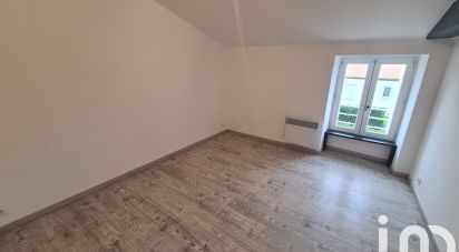 House 3 rooms of 87 m² in Les Brouzils (85260)