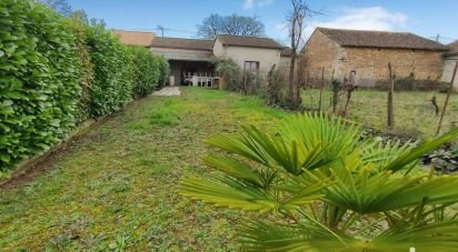 House 6 rooms of 150 m² in Lussac-les-Châteaux (86320)