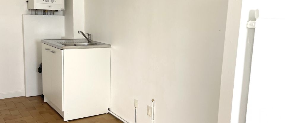 Appartement 5 pièces de 84 m² à Corbeil-Essonnes (91100)