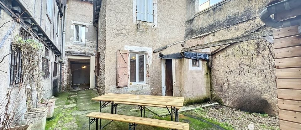 Town house 6 rooms of 145 m² in Cahors (46000)