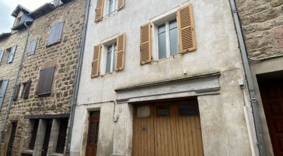 House 3 rooms of 104 m² in La Canourgue (48500)