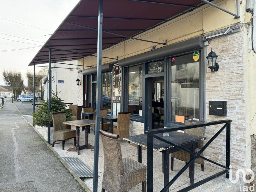 Restaurant of 86 m² in Guignes (77390)