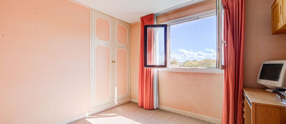 Apartment 4 rooms of 99 m² in Limeil-Brévannes (94470)