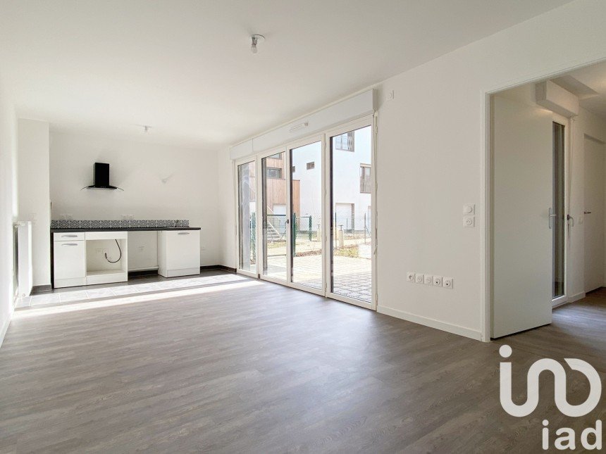 Appartement 3 pièces de 67 m² à Bussy-Saint-Georges (77600)