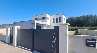 Maison 6 pièces de 138 m² à Magny-Vernois (70200)