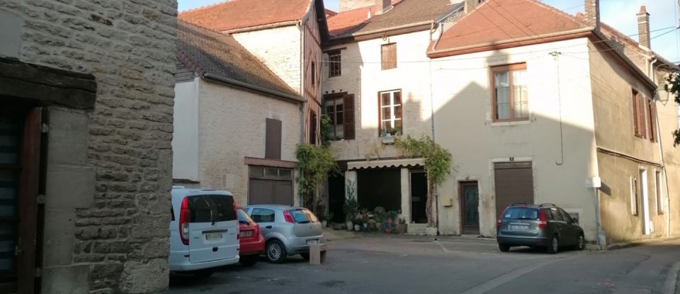 Maison de ville 4 pièces de 92 m² à Bar-sur-Aube (10200)