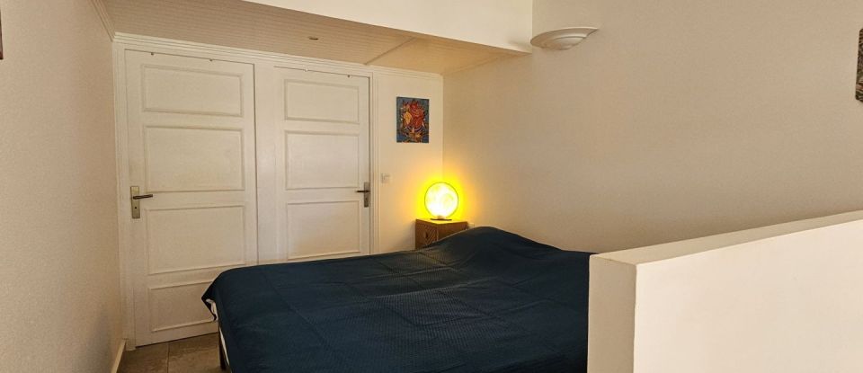 Apartment 1 room of 42 m² in Saint-François (97118)
