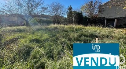 Land of 379 m² in Capestang (34310)