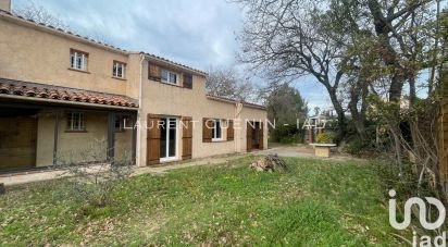 House 6 rooms of 172 m² in Sanary-sur-Mer (83110)