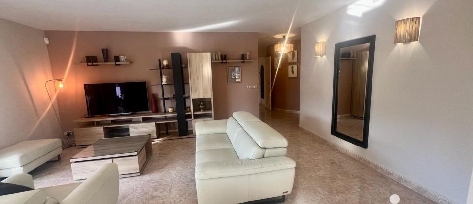 Apartment 5 rooms of 95 m² in Sanary-sur-Mer (83110)