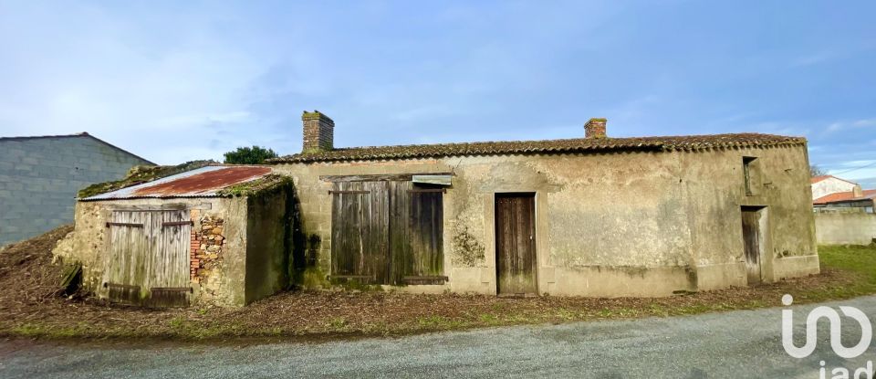 Barn conversion 5 rooms of 100 m² in Corcoué-sur-Logne (44650)