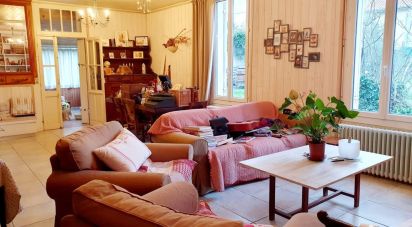 House 5 rooms of 135 m² in Castillon-la-Bataille (33350)