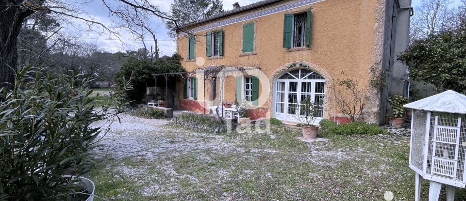 Traditional house 10 rooms of 179 m² in Nans-les-Pins (83860)