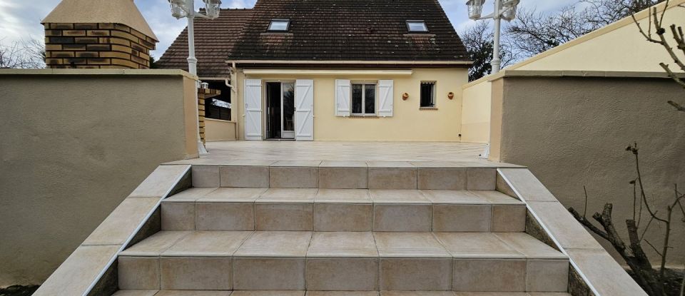 Maison 4 pièces de 85 m² à Vernou-la-Celle-sur-Seine (77670)