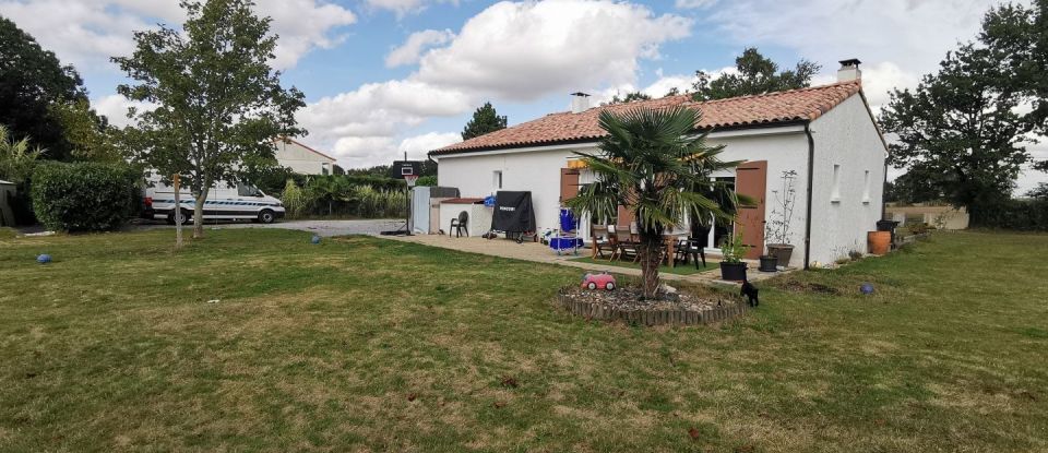 House 5 rooms of 104 m² in Bellevigny (85170)