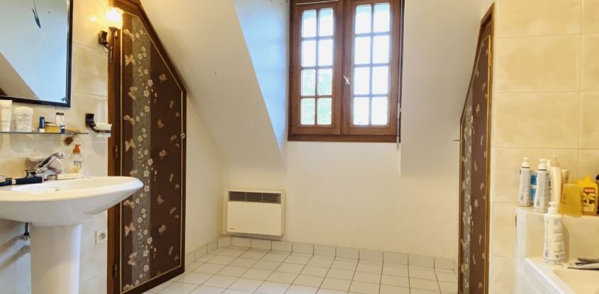 House 6 rooms of 243 m² in Pontchâteau (44160)