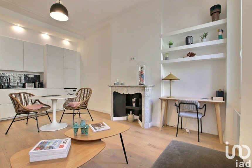 Apartment 3 rooms of 53 m² in Marseille (13007)