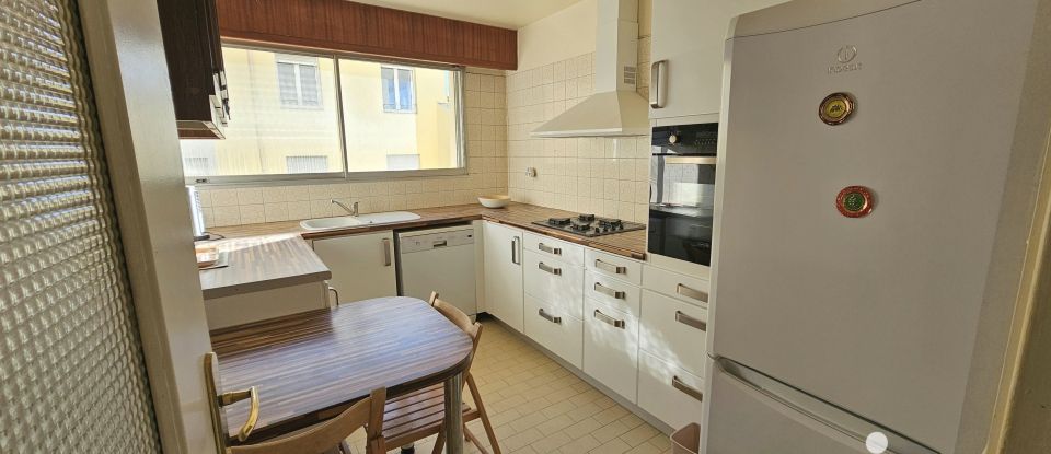 Apartment 3 rooms of 75 m² in Toulon (83000)