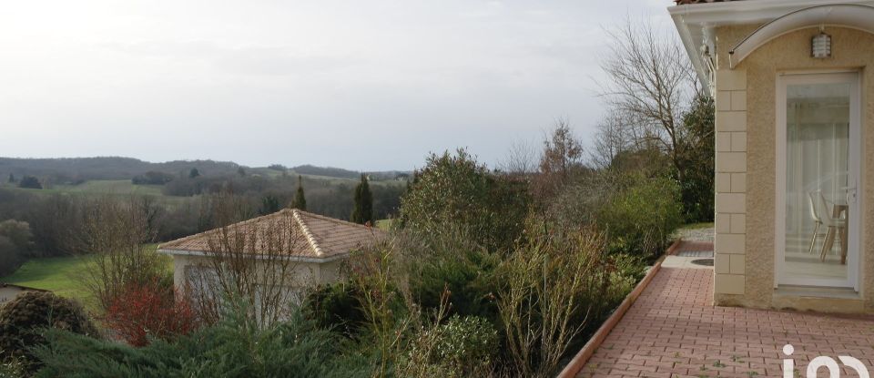 House 6 rooms of 116 m² in Margouët-Meymes (32290)
