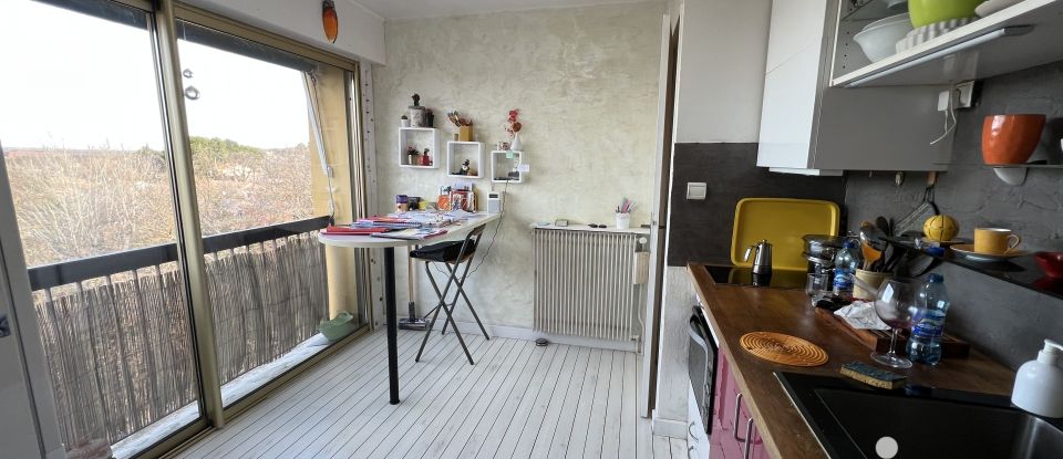 Apartment 4 rooms of 80 m² in Les Pennes-Mirabeau (13170)