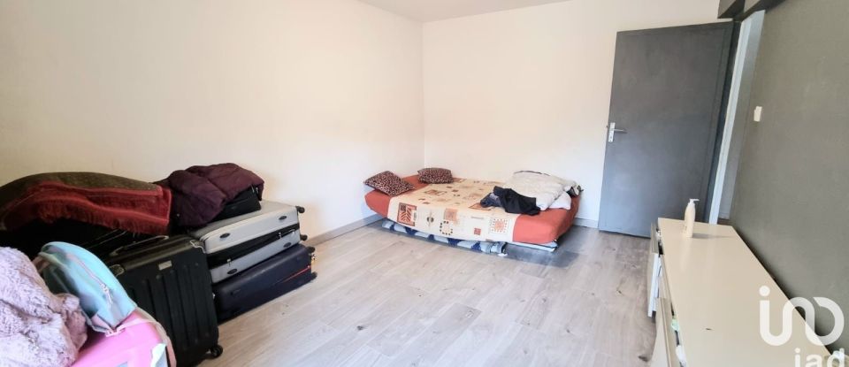 Apartment 3 rooms of 48 m² in Corbeil-Essonnes (91100)