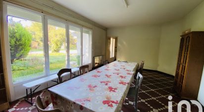 House 5 rooms of 112 m² in Talais (33590)