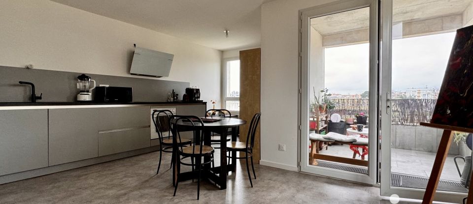 Apartment 3 rooms of 65 m² in Saint-Herblain (44800)