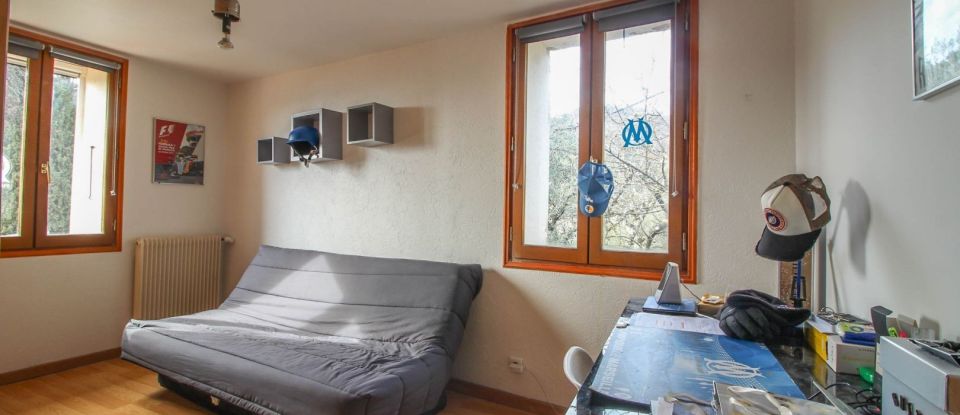 House 4 rooms of 151 m² in Contes (06390)