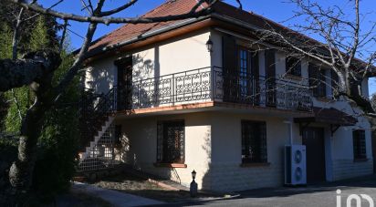 House 5 rooms of 191 m² in Saint-Chamond (42400)