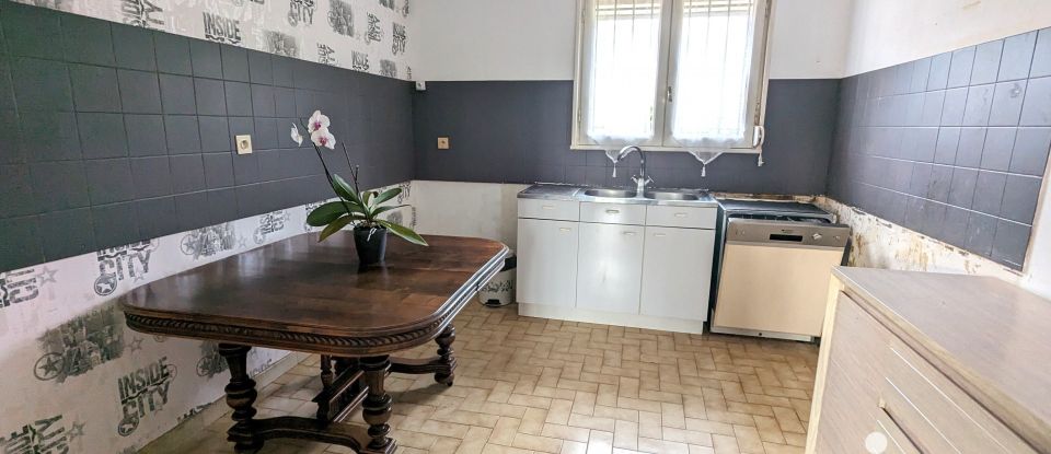 Maison traditionnelle 8 pièces de 167 m² à Tournon-sur-Rhône (07300)