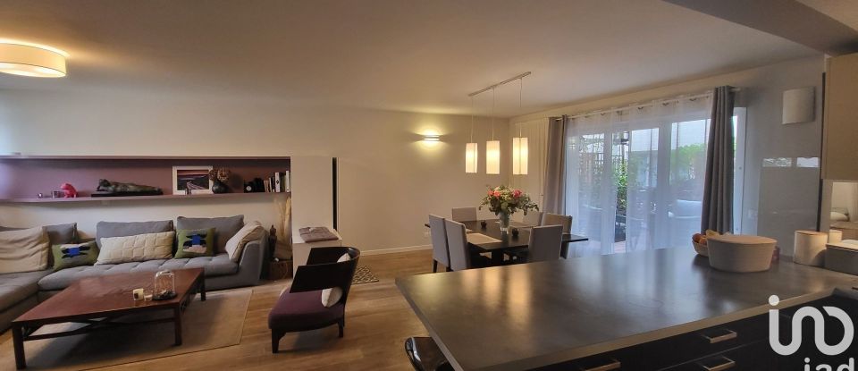 Apartment 4 rooms of 105 m² in Nanterre (92000)
