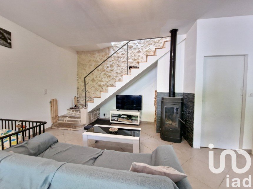 Village house 4 rooms of 90 m² in Salles-d'Aude (11110)